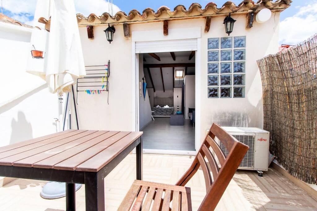 Estudio Para Parejas Con Terraza En La Playa Валенсия Экстерьер фото