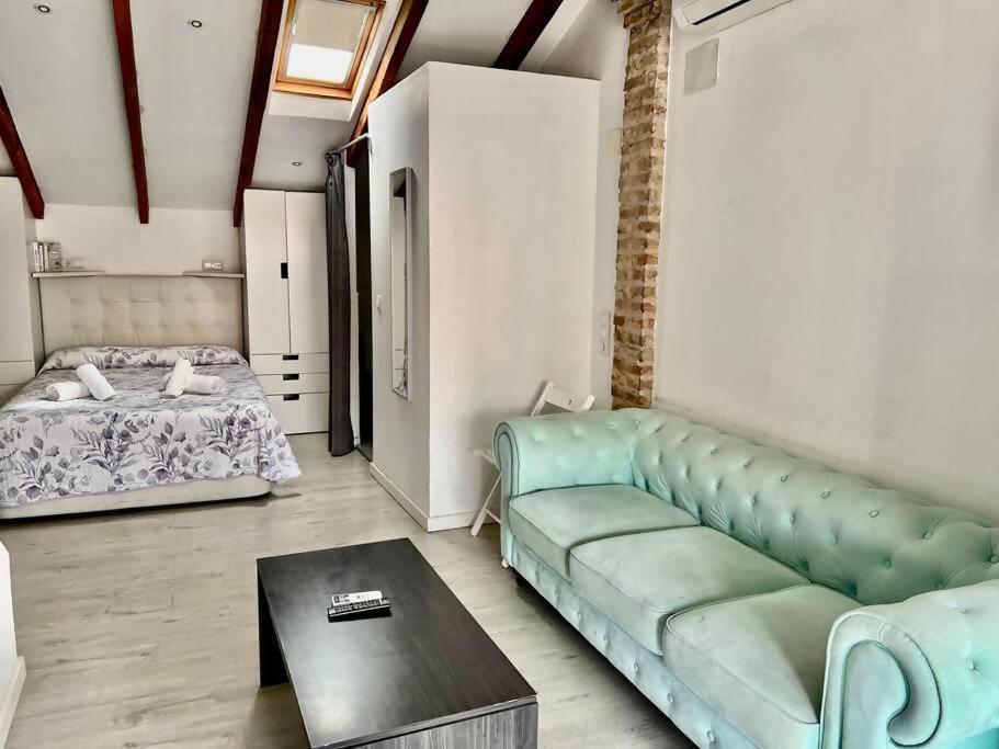 Estudio Para Parejas Con Terraza En La Playa Валенсия Экстерьер фото