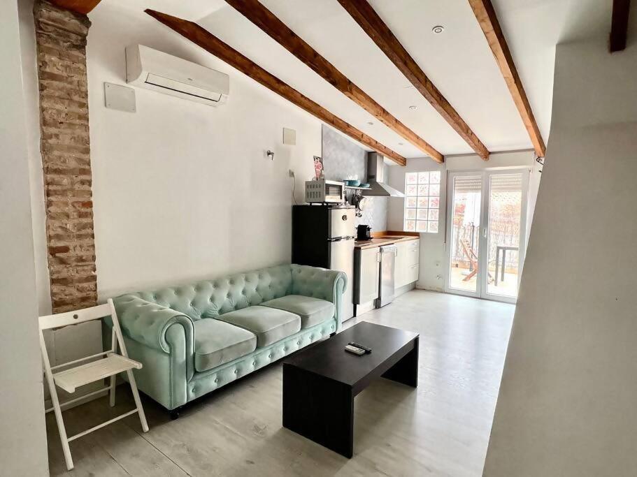 Estudio Para Parejas Con Terraza En La Playa Валенсия Экстерьер фото